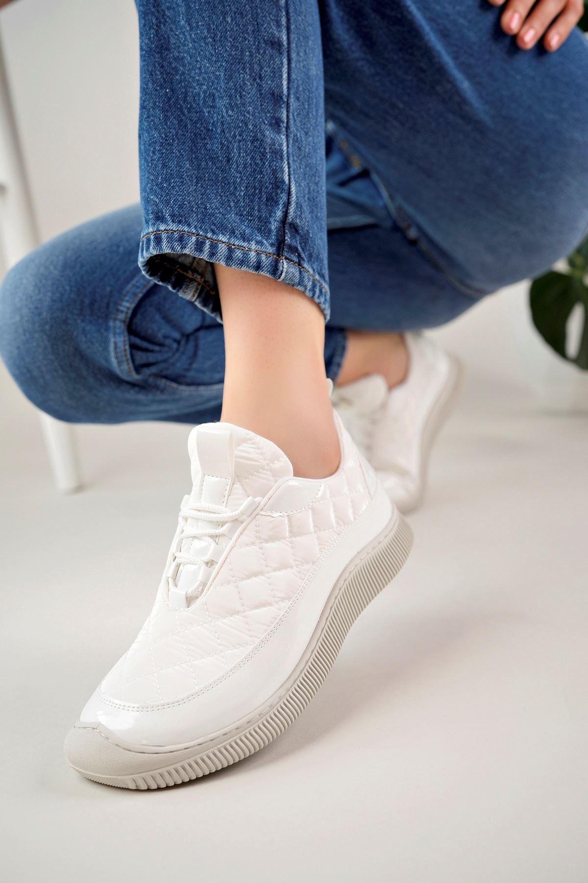 Freemax Kadın Kauçuk Taban Rahat Günlük Sneaker Ayakkabı Ppl.400 Beyaz