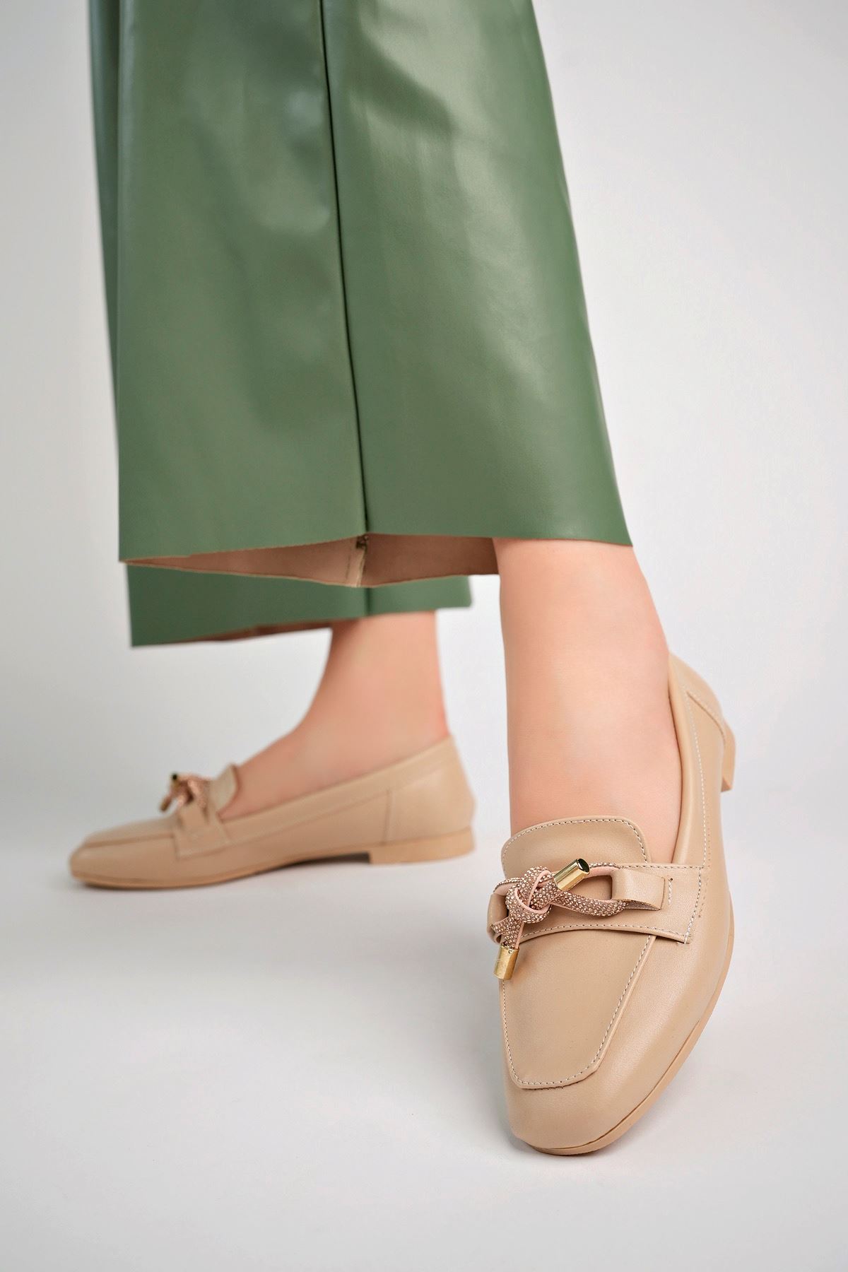 Freemax Kadın Yazlık Rahat Hafif Taşlı Toka Babet Ayakkabı Freemax.030 Ten