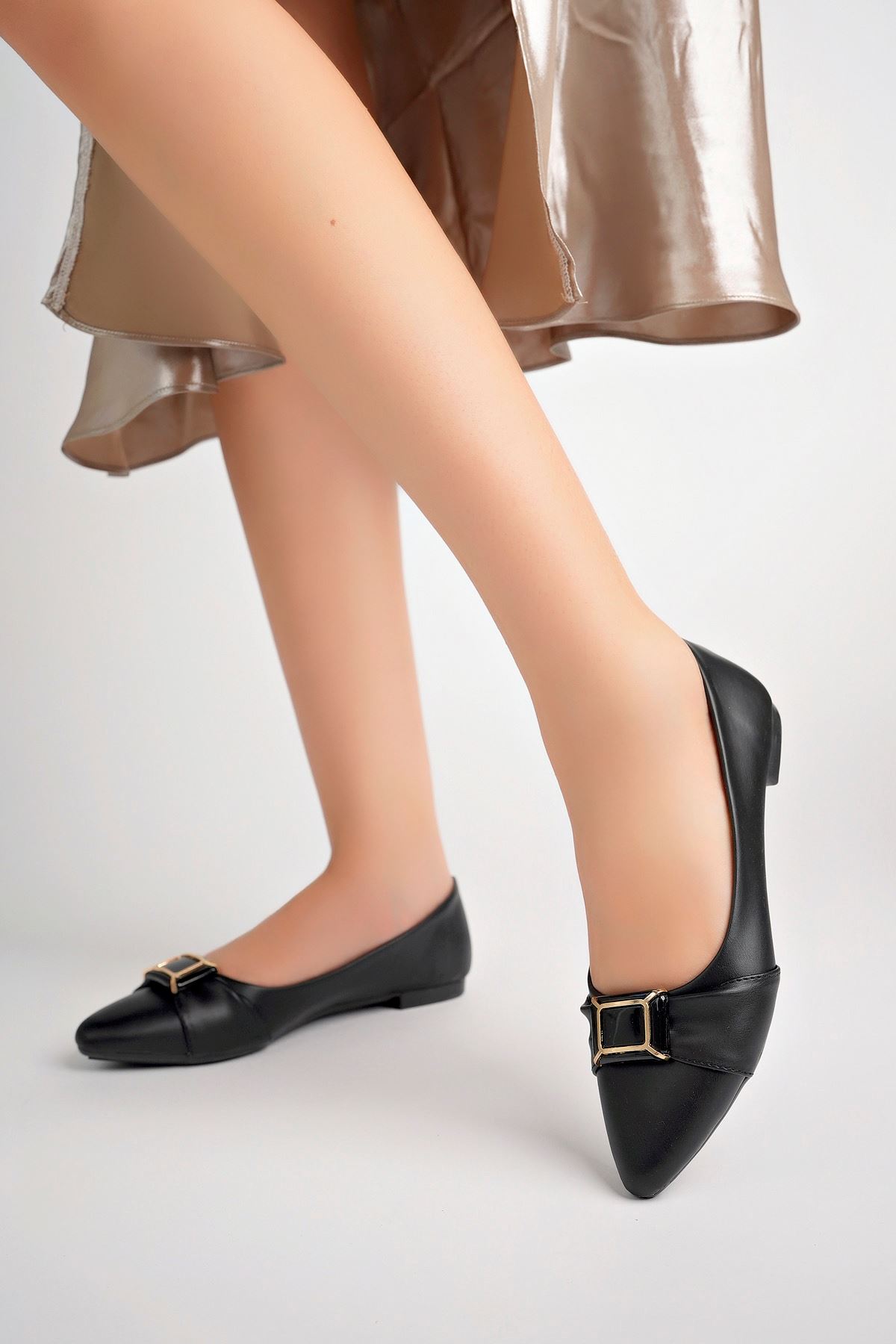 Freemax Kadın Yazlık Rahat Tokalı Babet Ayakkabı Freemax.041 Siyah