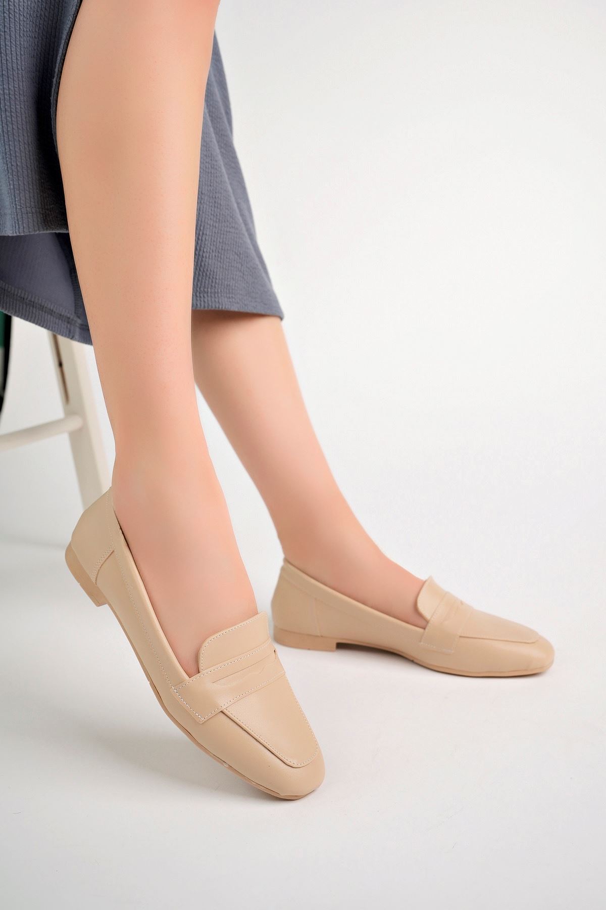 Freemax Kadın Yazlık Rahat Küt Burun Gözlük Fiyonk Babet Ayakkabı Freemax.2024.053 Ten