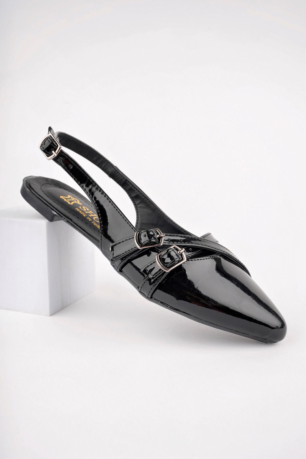 Freemax Kadın Yazlık Kemer Detaylı Babet Ayakkabı  Freemax.2024.054 Siyah