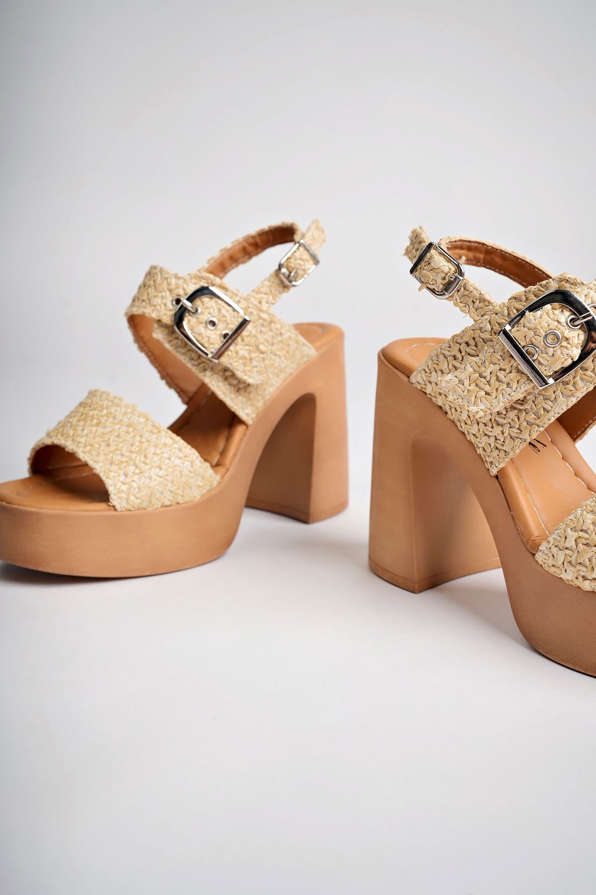 Freemax Kadın Yüksek 12 cm Topuklu Klasik Platform Ayakkabı Bej