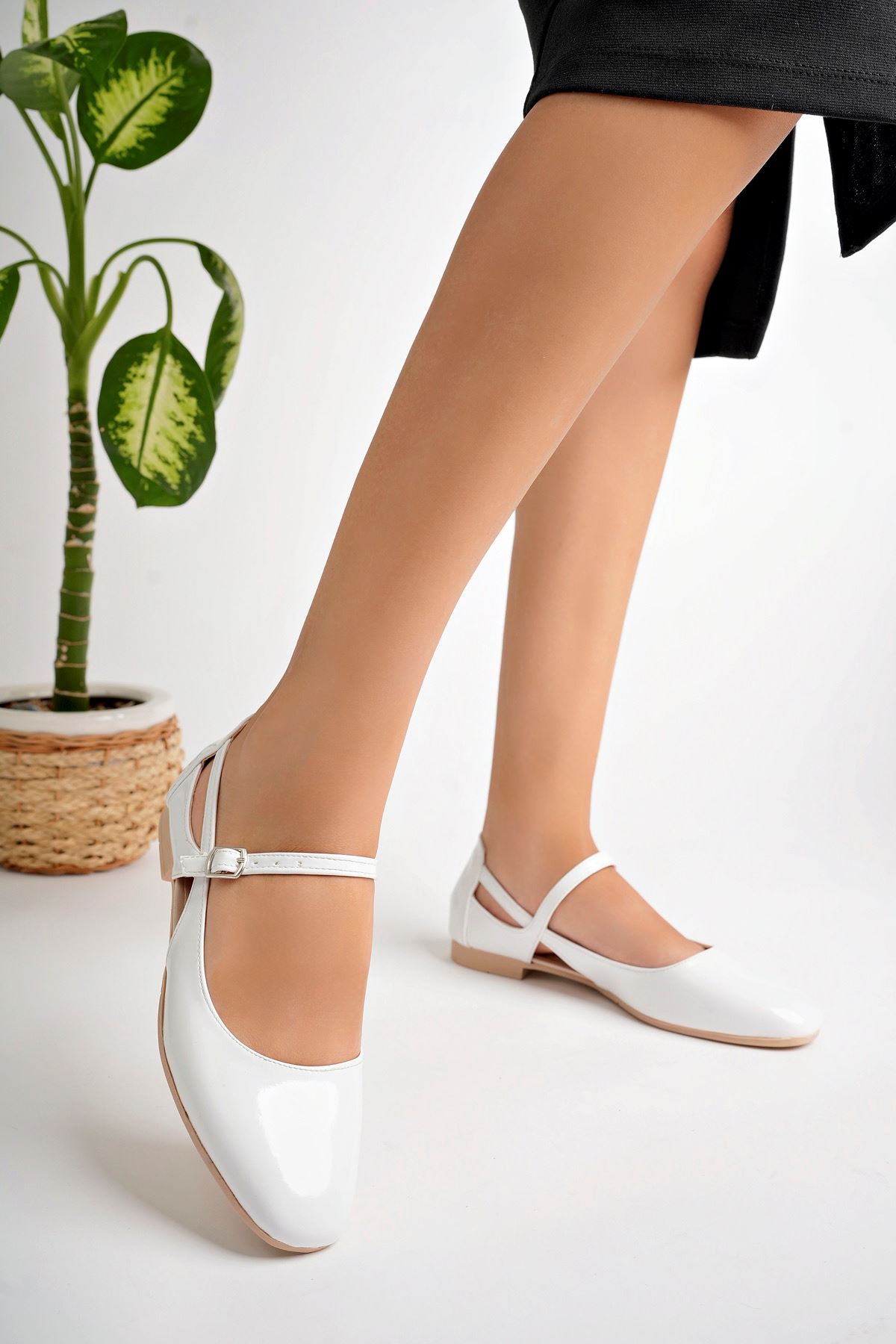 Freemax Kadın Yazlık Rahat Baretli Babet Ayakkabı Freemax.050 Beyaz