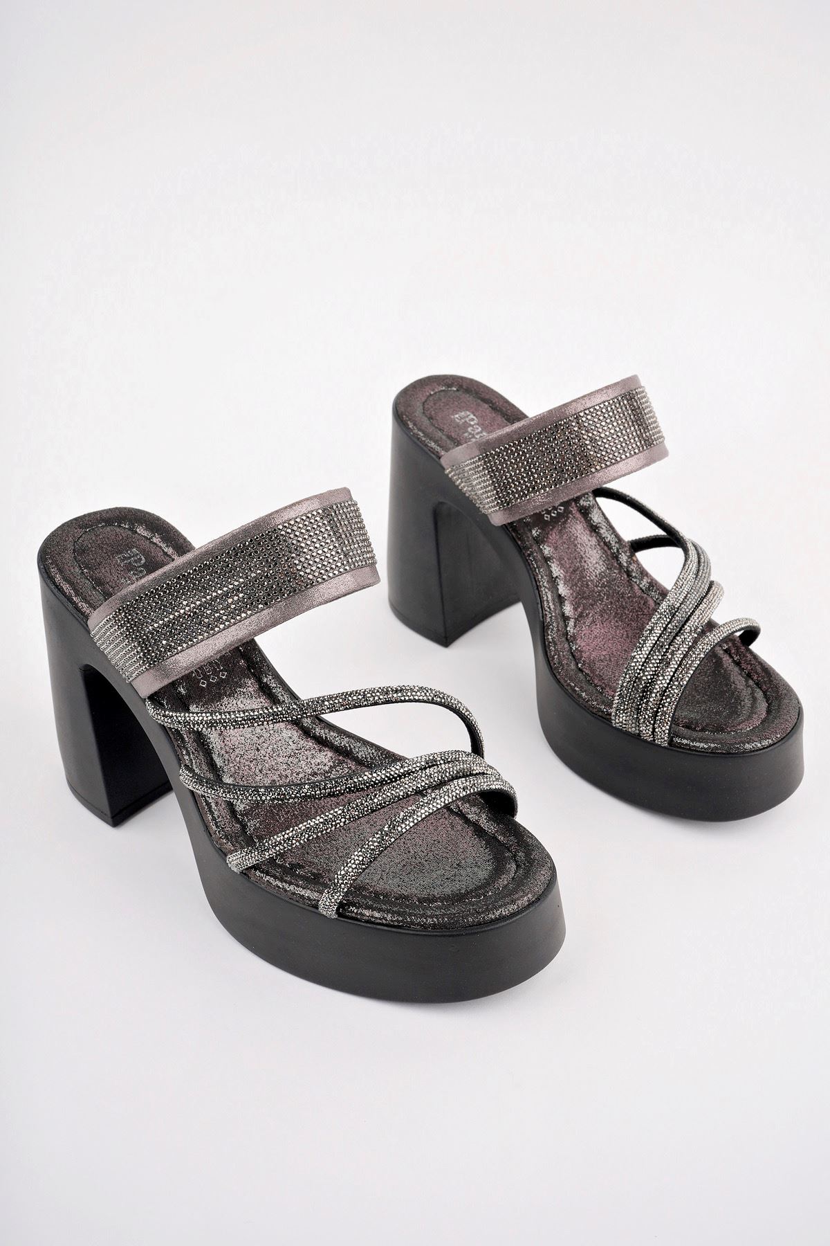 Freemax Kadın Yüksek 12 cm Topuklu Klasik Platform Ayakkabı 9004.. Platin