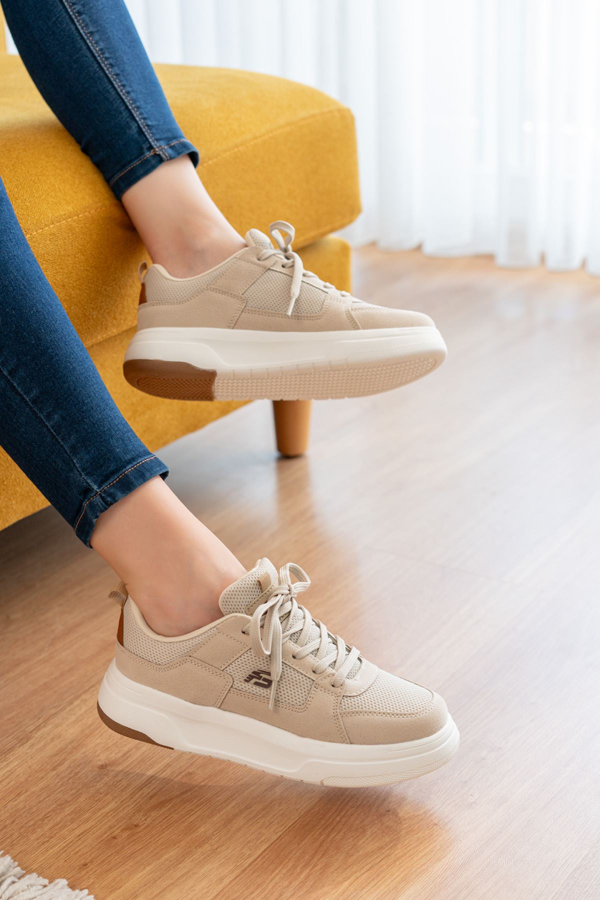 Freemax Kadın Anatomik Garantili Çok Hafif Esnek Rahat Sneaker Spor Ayakkabıı 2452 Bej