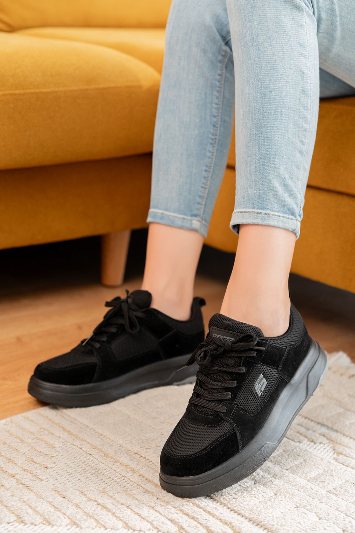 Freemax Kadın Anatomik Garantili Çok Hafif Esnek Rahat Sneaker Spor Ayakkabıı 2452 Siyah