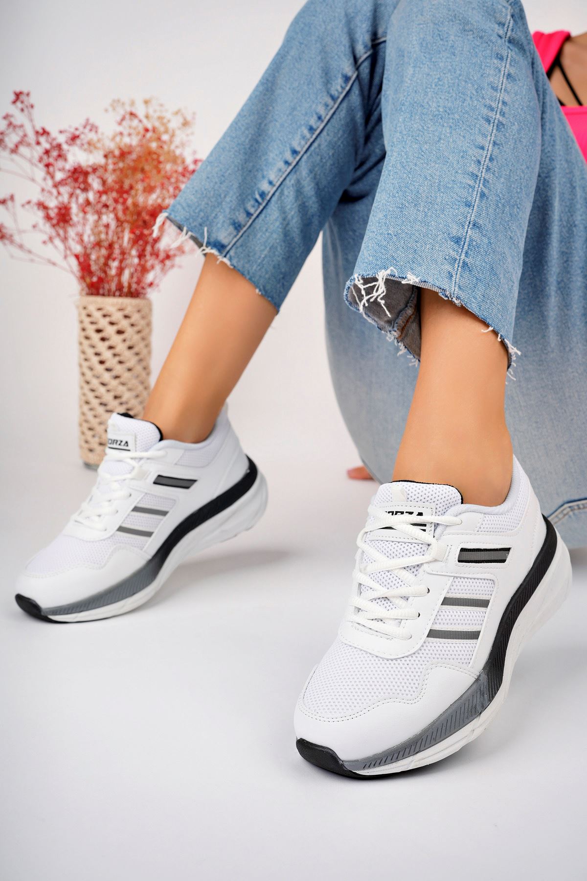 Freemax Unisex Anatomik Garantili Çok Hafif Esnek Rahat Sneaker Spor Ayakkabıı 2466 Beyaz Siyah