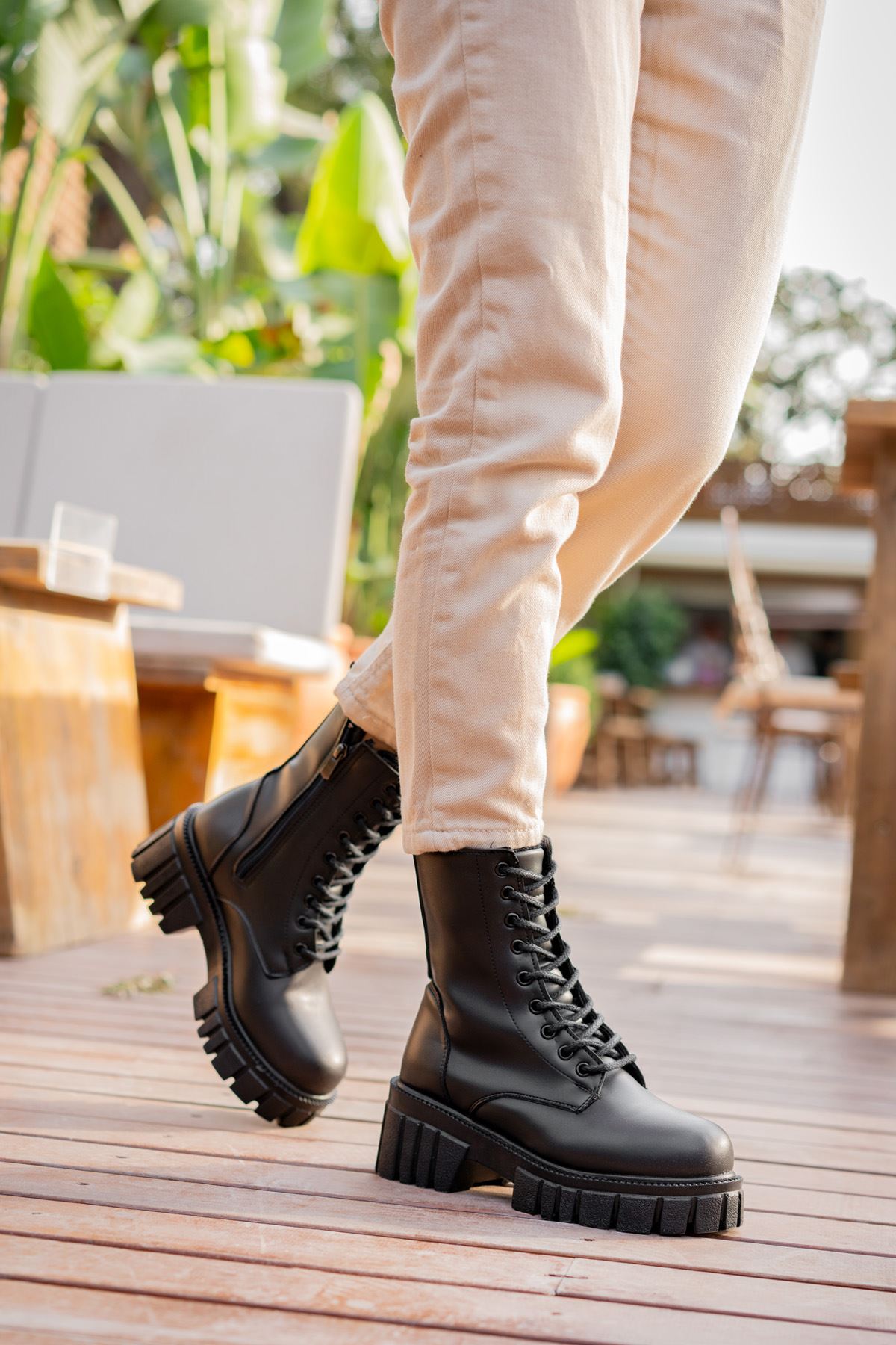 Freemax Kadın Ortopedik İç Taban içi Kürklü Su Geçirmez Kaymaz Kauçuk Taban Garantili Kışlık Bot Siyah