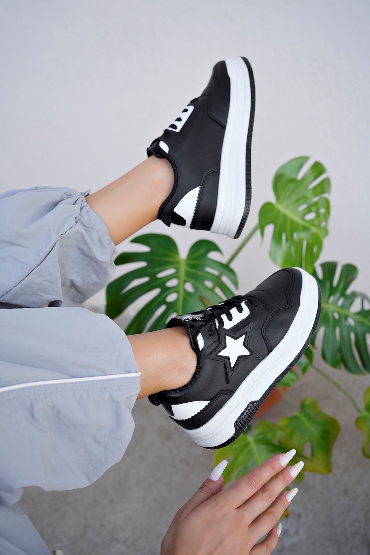 Freemax Kadın Anatomik Garantili  Hafif Esnek Rahat Sneaker Spor Ayakkabı cnp5974 Siyah Beyaz