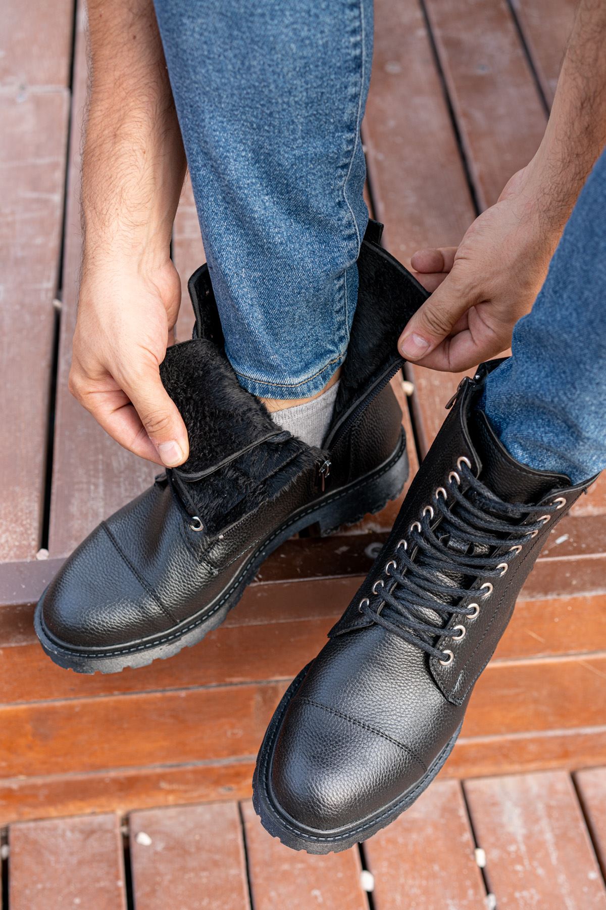 Freemax Su ve Soğuk Geçirmez Kürklü Fermuarlı Kaymaz Kauçuk Taban Kışlık Garantili Erkek Postal Bot FM.572 SİYAH