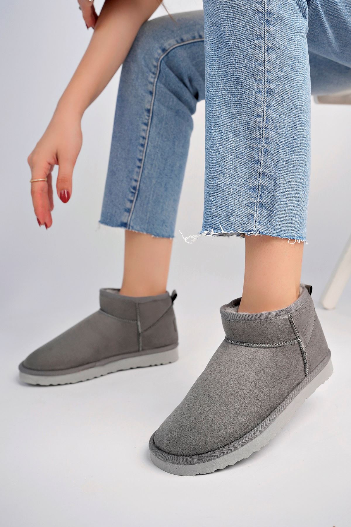 Freemax Kadın Garantili İçi Kürklü Kısa Hafif Taban Kışlık Bot UGG501 Gri