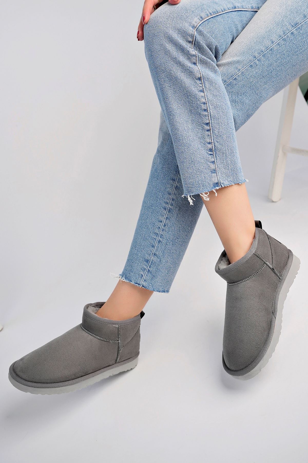 Freemax Kadın Garantili İçi Kürklü Kısa Hafif Taban Kışlık Bot UGG501 Gri