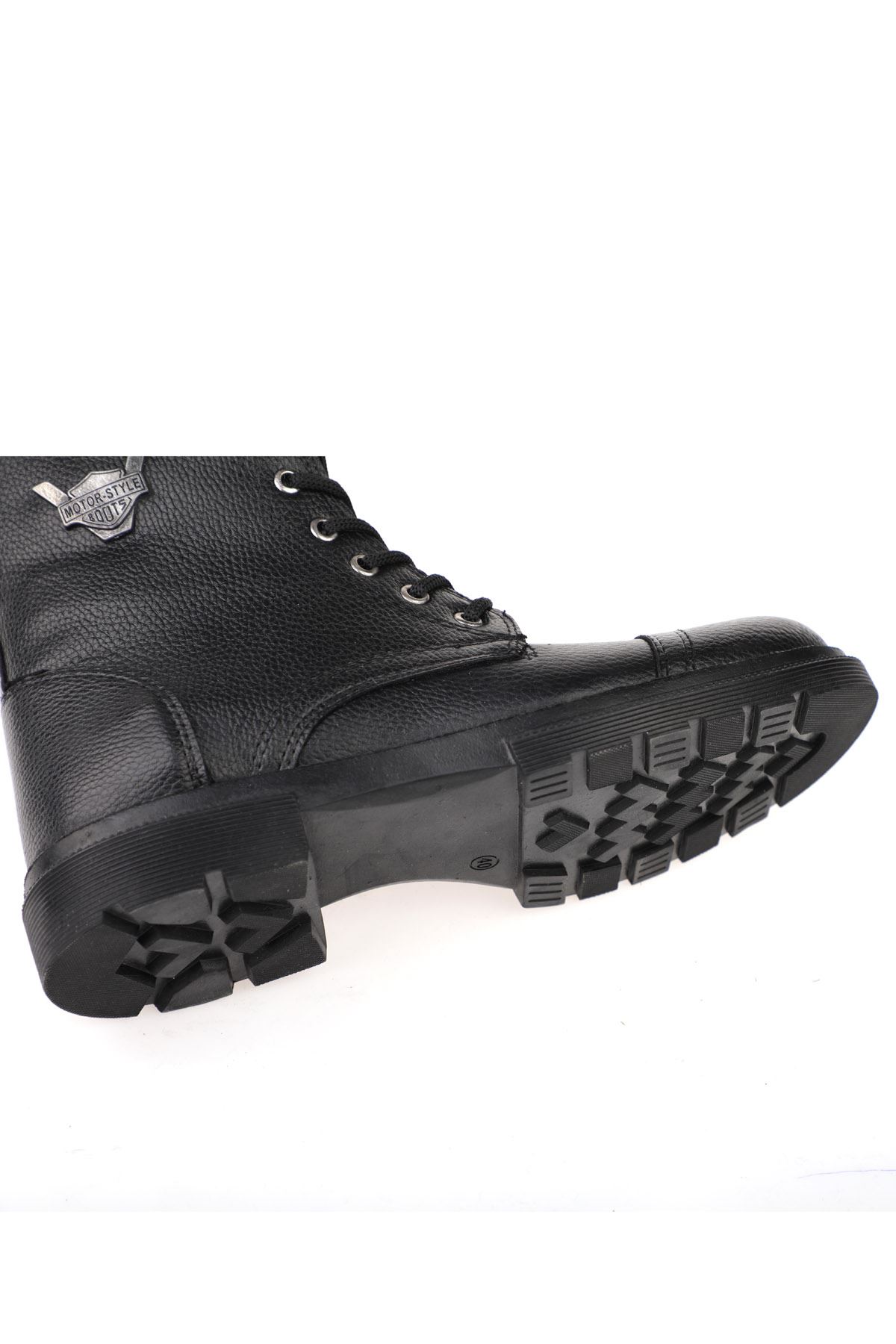 Freemax Su ve Soğuk Geçirmez Kürklü Fermuarlı Kaymaz Kauçuk Taban Kışlık Garantili Erkek Bot FM.441 SİYAH