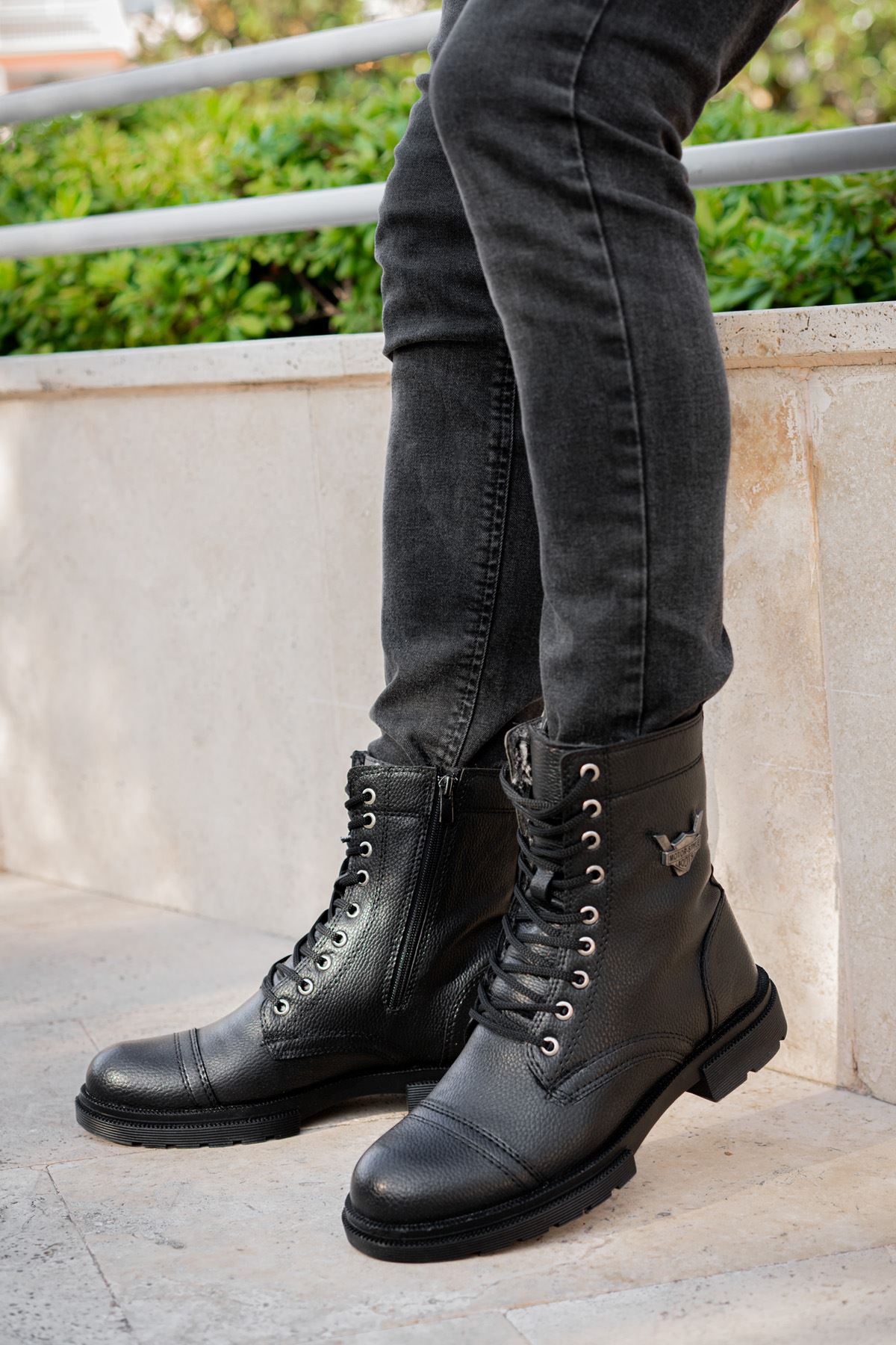 Freemax Su ve Soğuk Geçirmez Kürklü Fermuarlı Kaymaz Kauçuk Taban Kışlık Garantili Erkek Bot FM.441 SİYAH