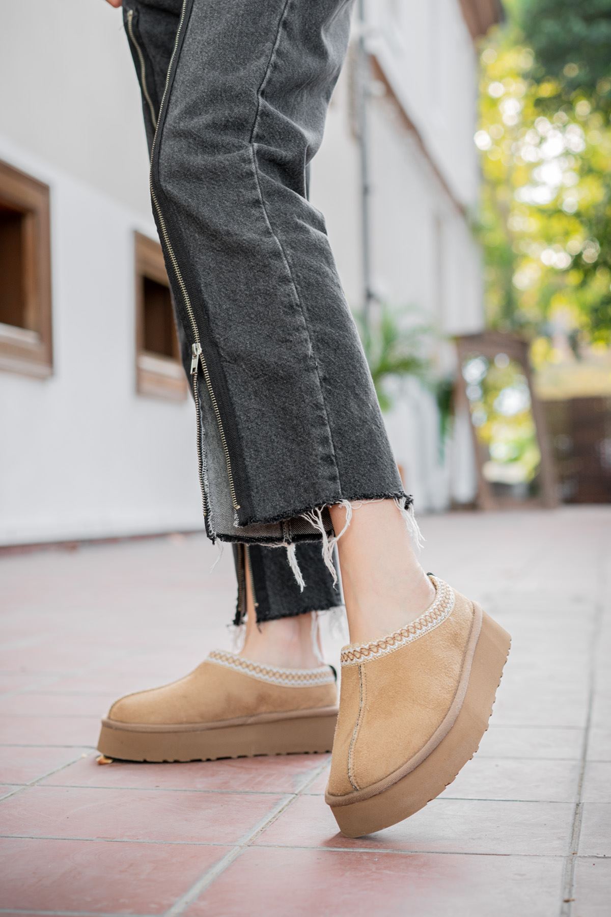 Freemax Kadın Garantili İçi Kürklü Hafif Yüksek Taban Mini Sabo Ev Terliği Uggsabo503 Vizon