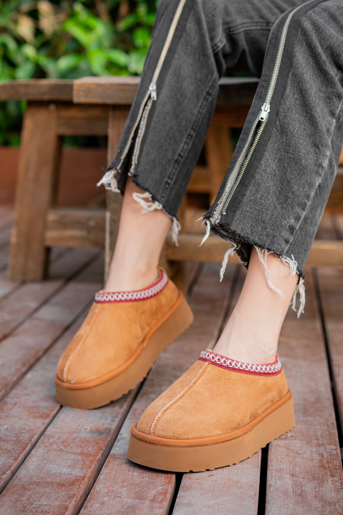 Freemax Kadın Garantili İçi Kürklü Hafif Yüksek Taban Mini Sabo Ev Terliği Uggsabo503 Taba