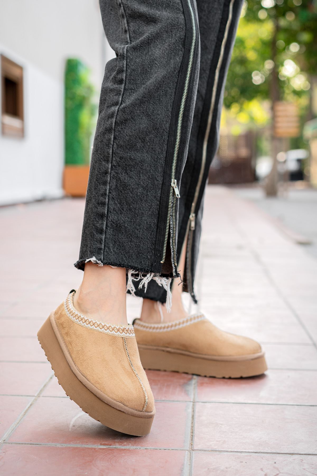 Freemax Kadın Garantili İçi Kürklü Hafif Yüksek Taban Mini Sabo Ev Terliği Uggsabo503 Vizon