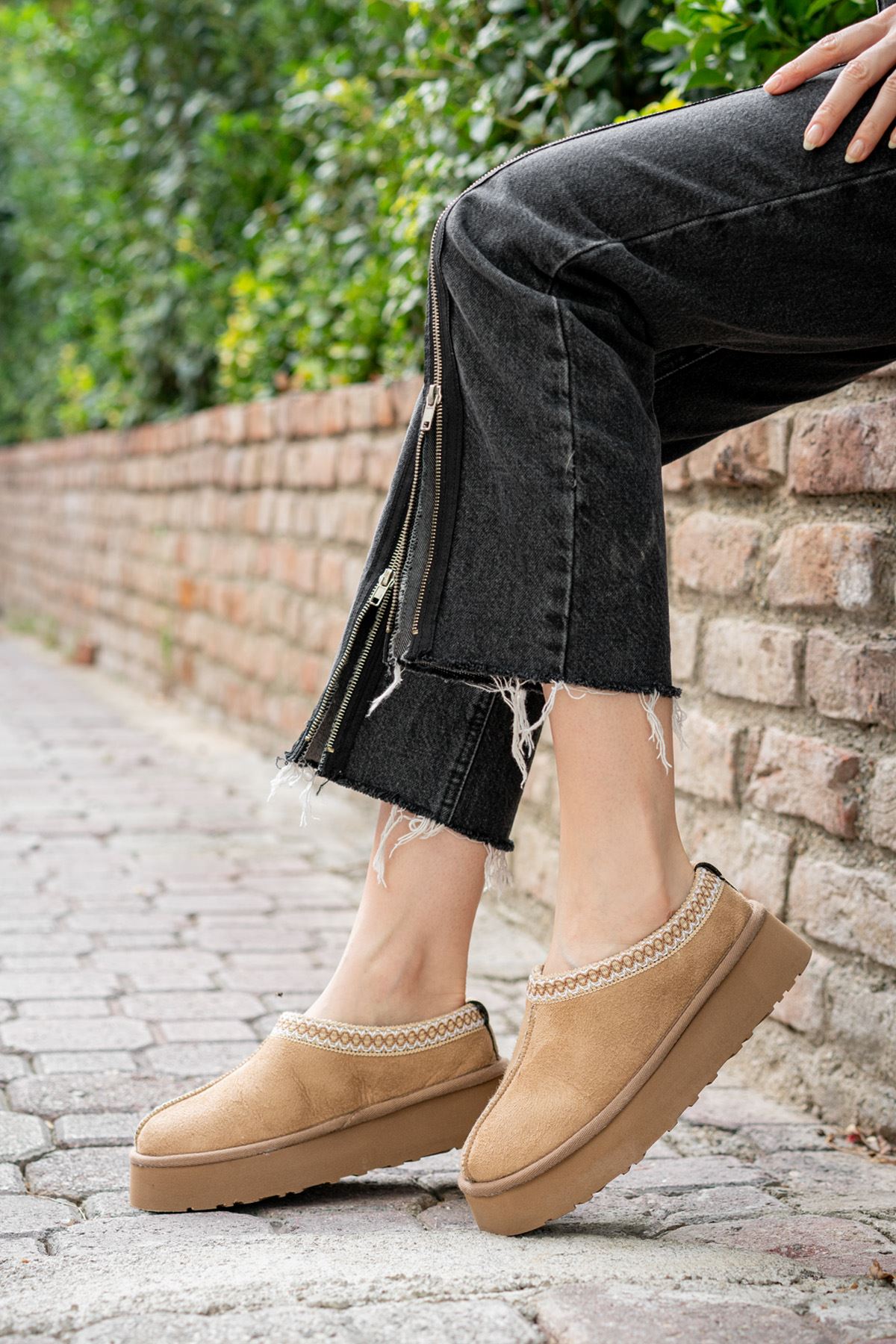 Freemax Kadın Garantili İçi Kürklü Hafif Yüksek Taban Mini Sabo Ev Terliği Uggsabo503 Vizon