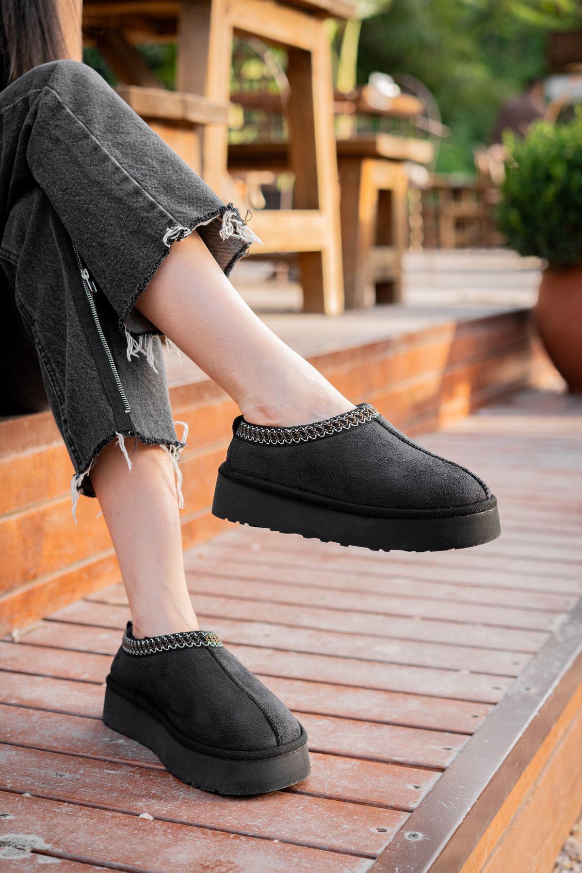 Freemax Kadın Garantili İçi Kürklü Hafif Yüksek Taban Mini Sabo Ev Terliği Uggsabo503 Siyah