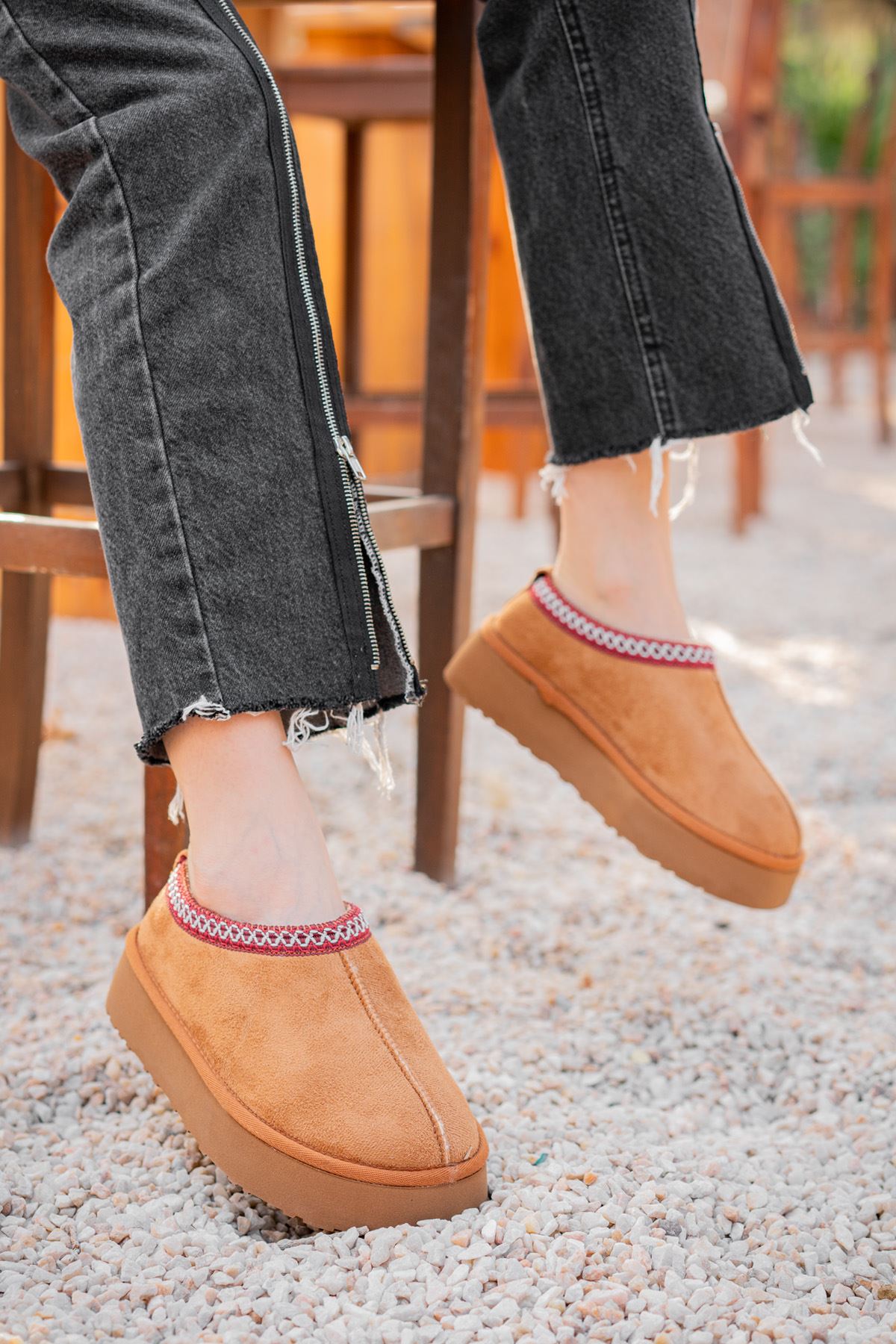 Freemax Kadın Garantili İçi Kürklü Hafif Yüksek Taban Mini Sabo Ev Terliği Uggsabo503 Taba