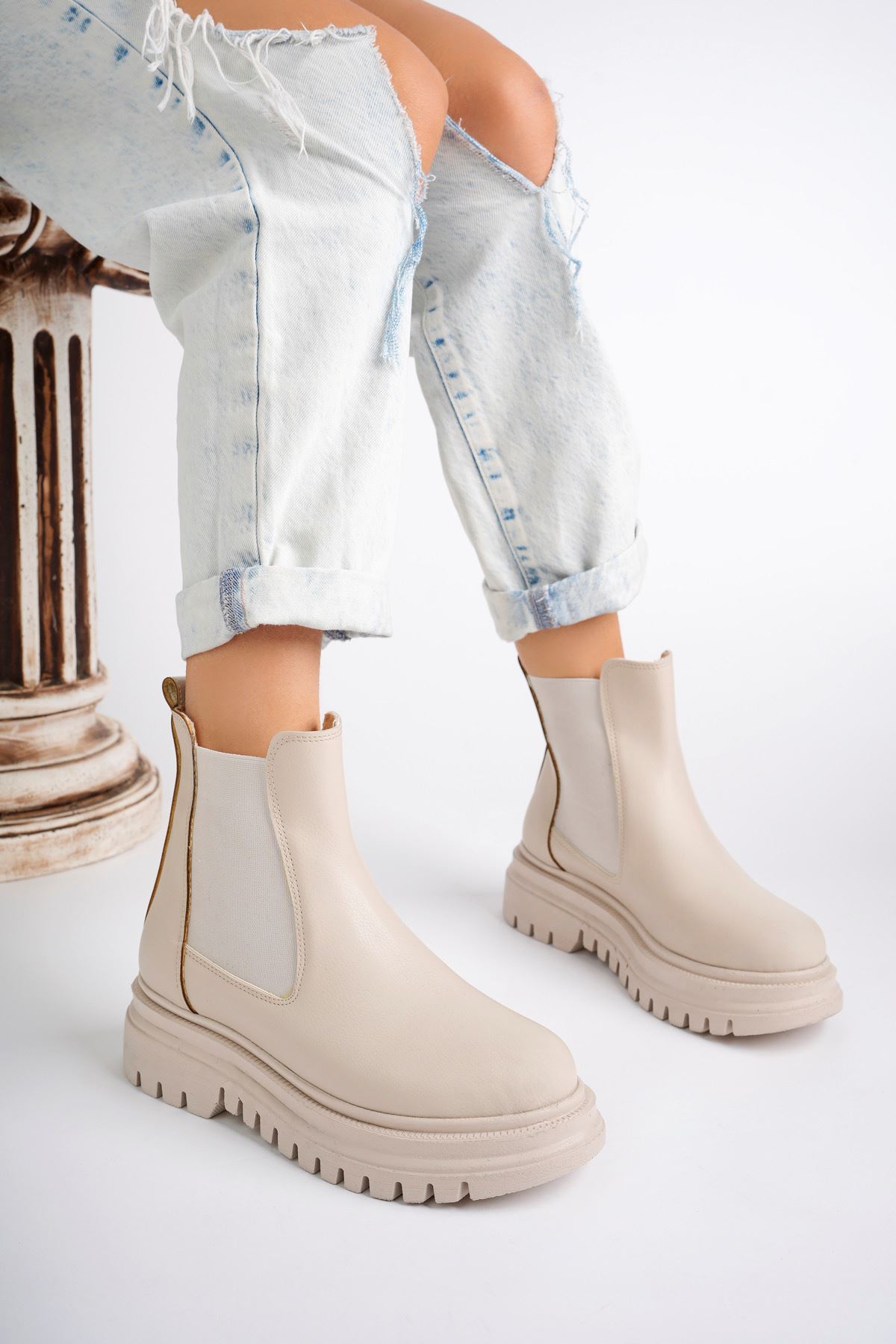 Freemax Kadın içi Kürklü Su Geçirmez Hafif Taban Garantili Kışlık Chelsea Bot Bej