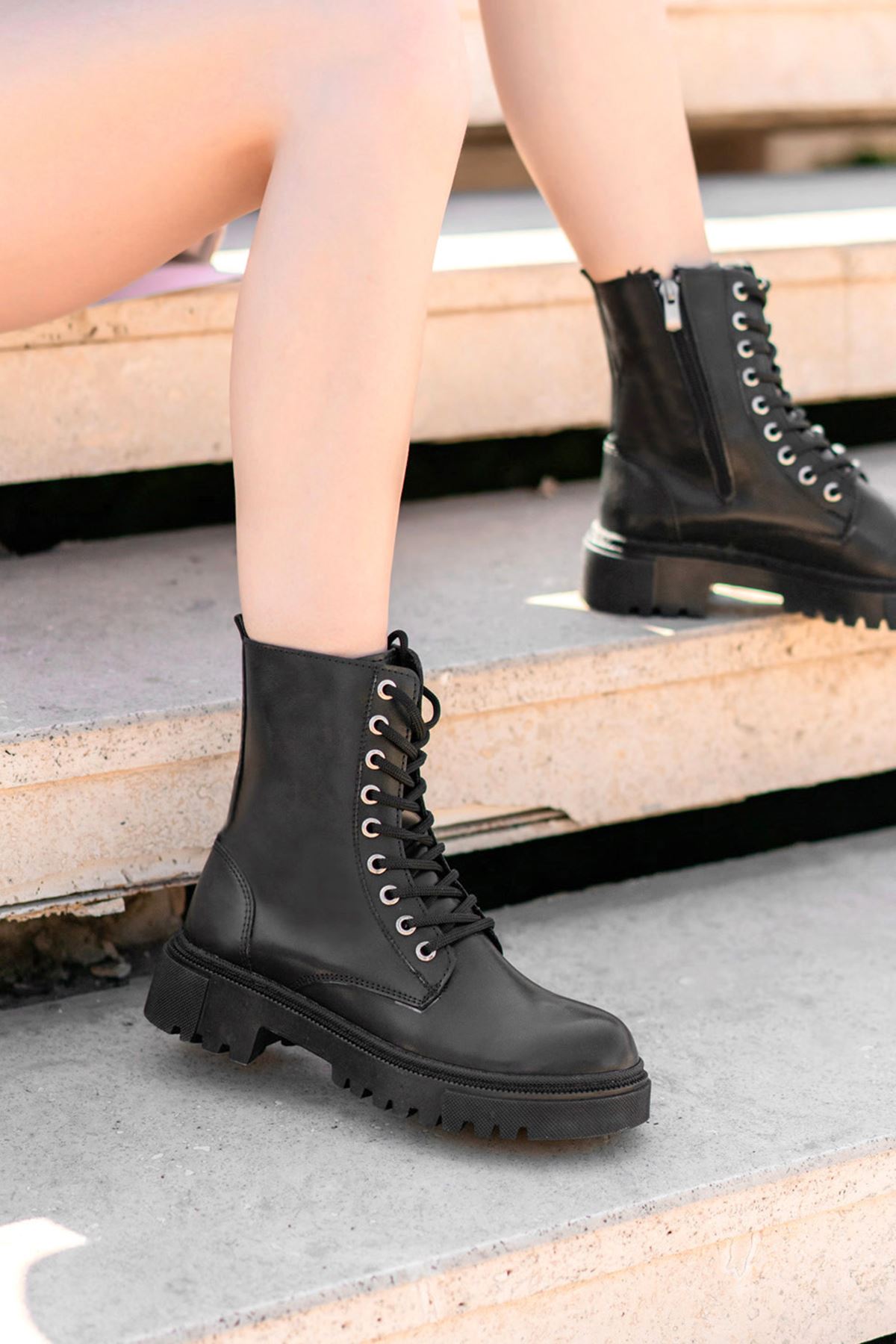 Freemax Garantili İçi Kürklü Çok Hafif Esnek Taban Kışlık Su Geçirmez Kadın Bot Çİzme Freemax.ZEN.BOT.2221 Siyah