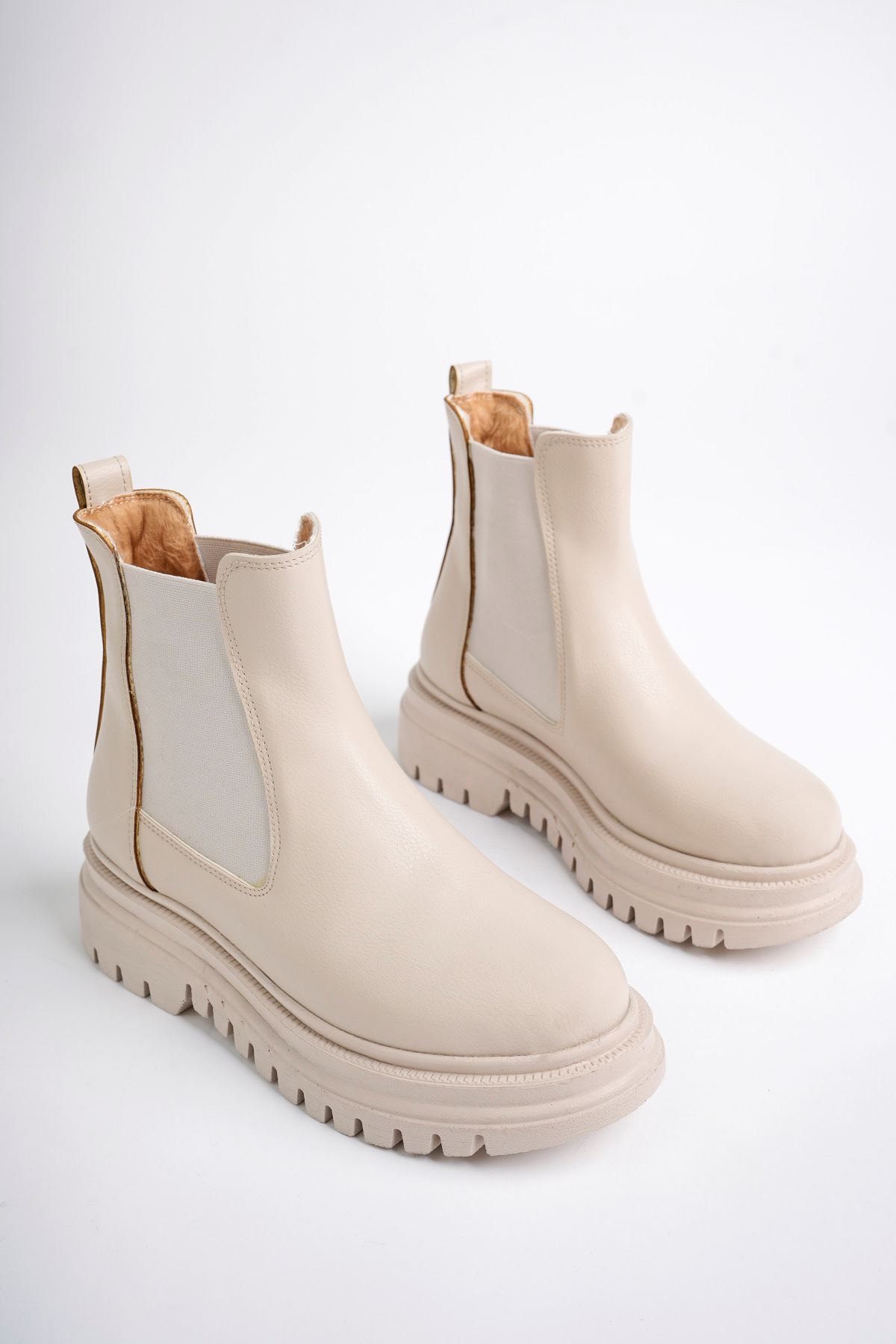 Freemax Su Geçirmez İçi Kürklü Yüksek Taban Yanlar Lastikli Çok Hafif Taban Garantili Kışlık Kadın Bot Çizme Freemax.ZEN.BOT.2223 Bej