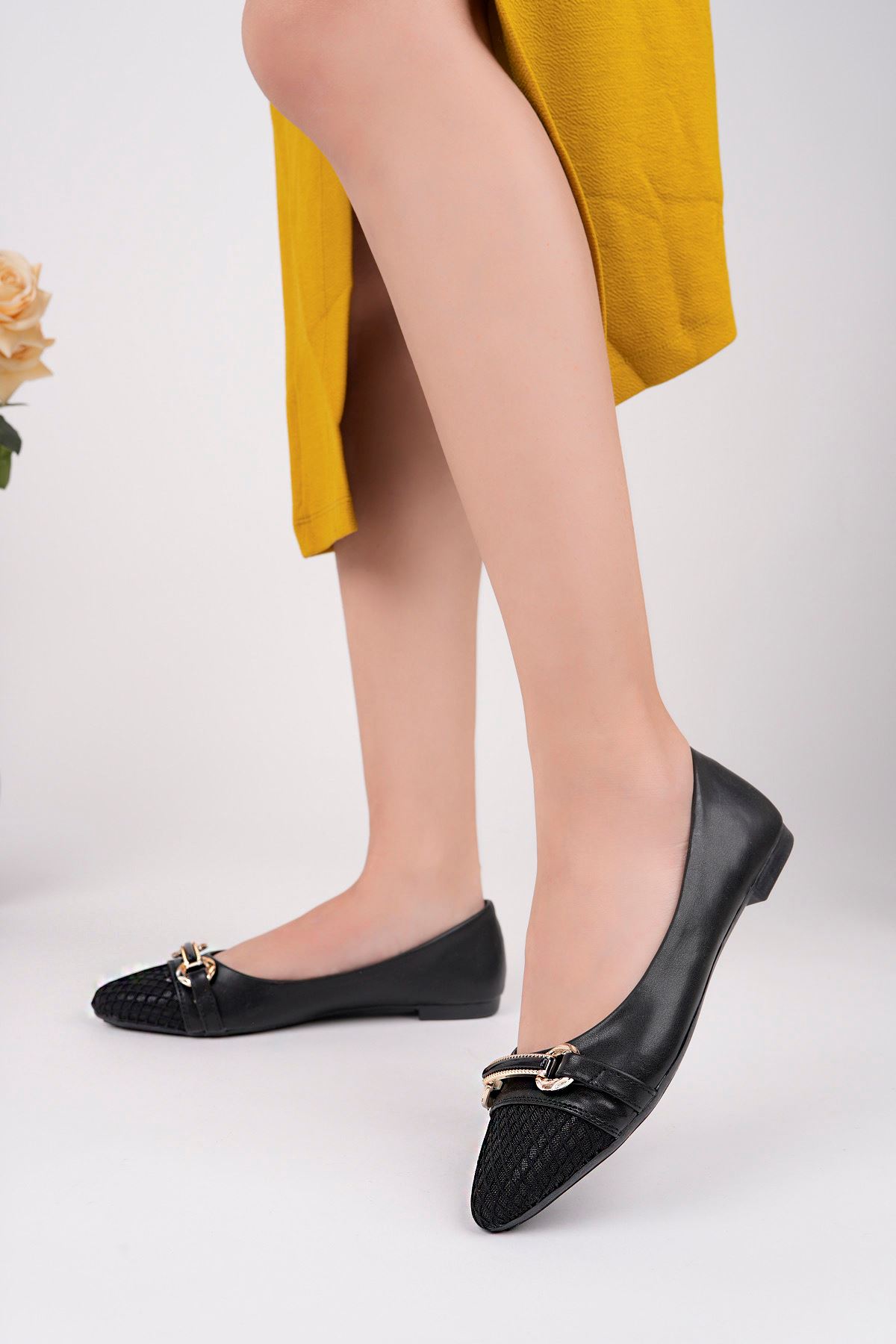 Freemax Kadın Yazlık Rahat Fileli Sivri Burun Babet Ayakkabı Freemax.2024.055 Siyah