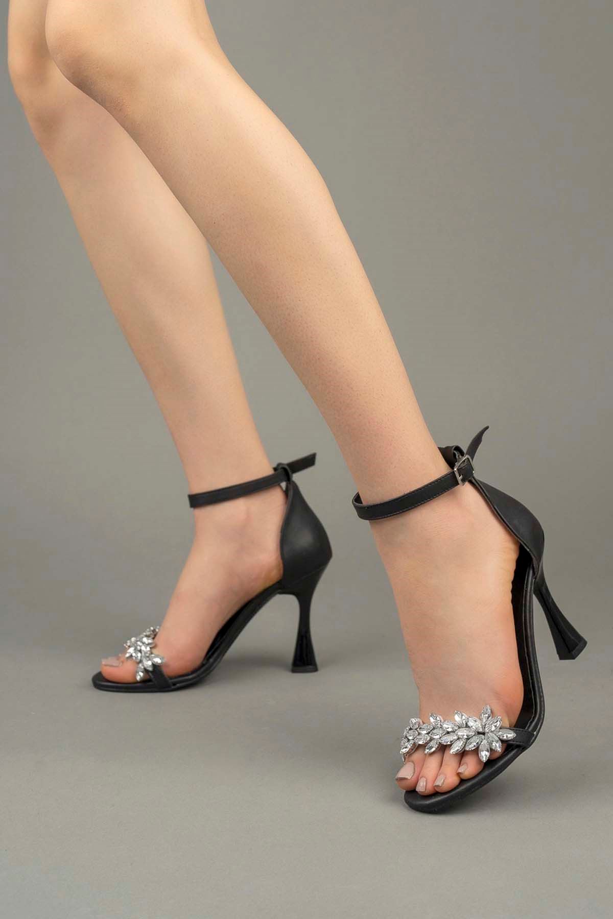 Freemax Kadın Taşlı Yüksek Klasik 10 cm Topuklu Abiye Saten Ayakkabı Brt 601 Saten Siyah