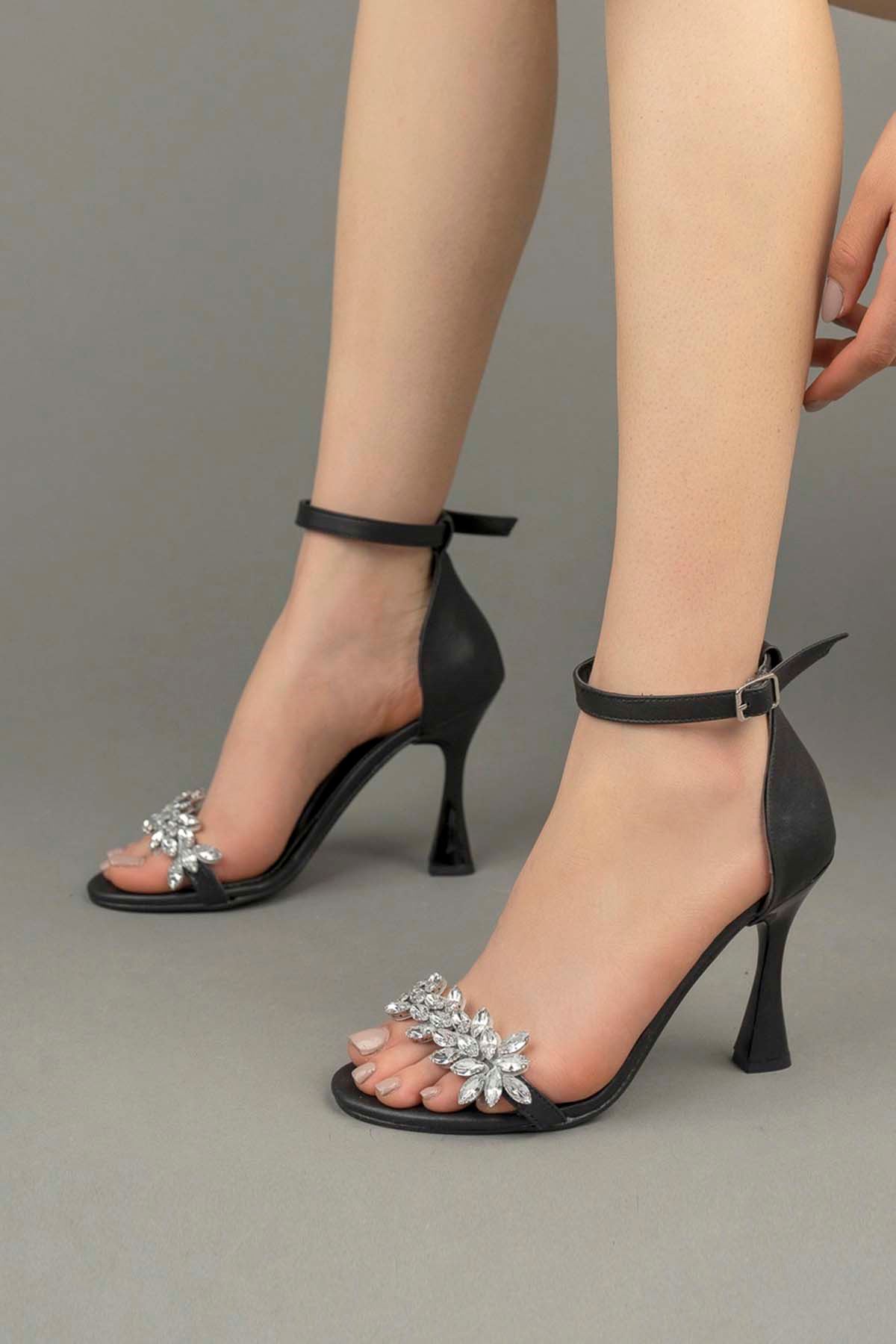 Freemax Kadın Taşlı Yüksek Klasik 10 cm Topuklu Abiye Saten Ayakkabı Brt 601 Saten Siyah