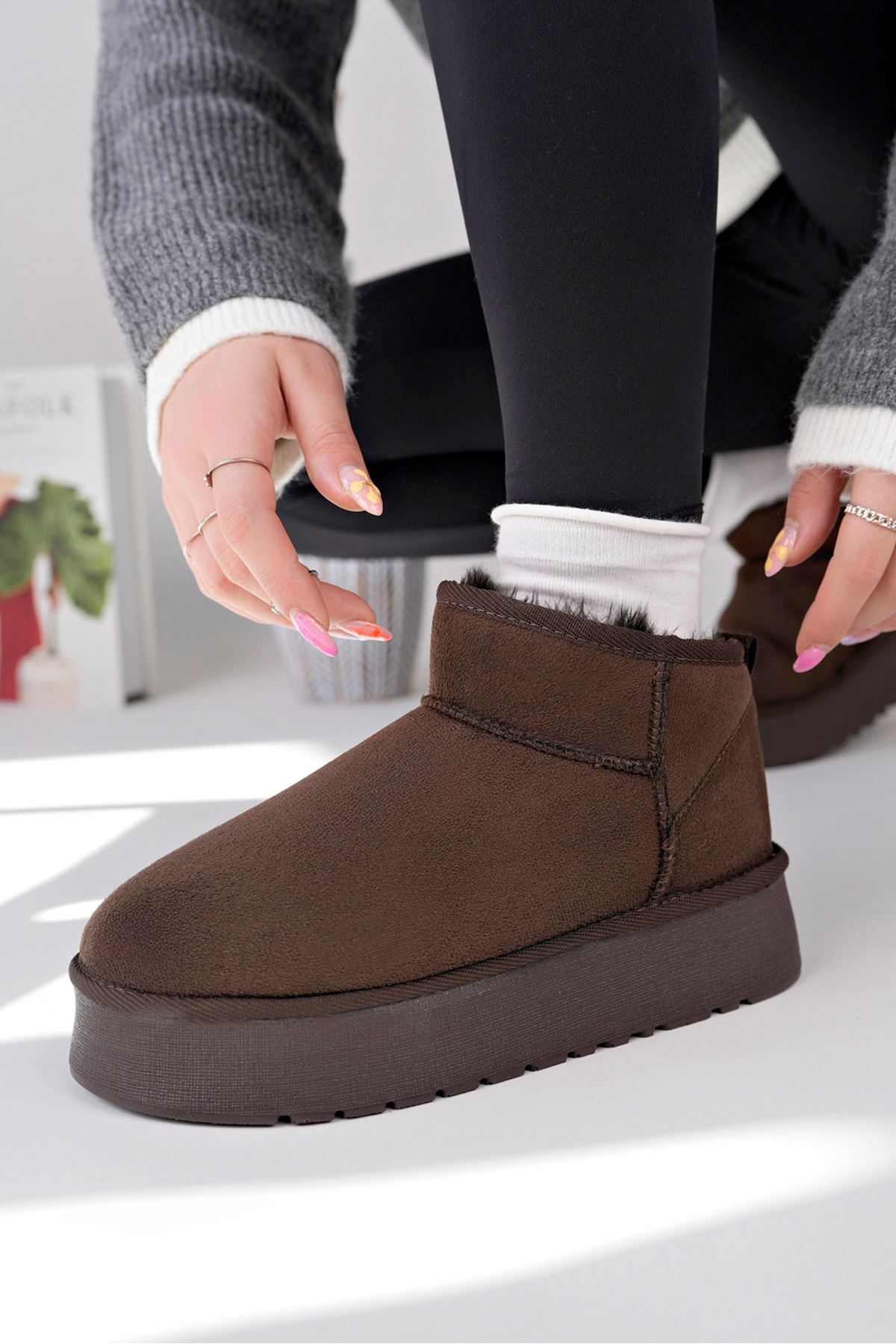 Freemax Kadın Garantili İçi Kürklü Hafif Taban Mini Bot Uggm.302 Kahve