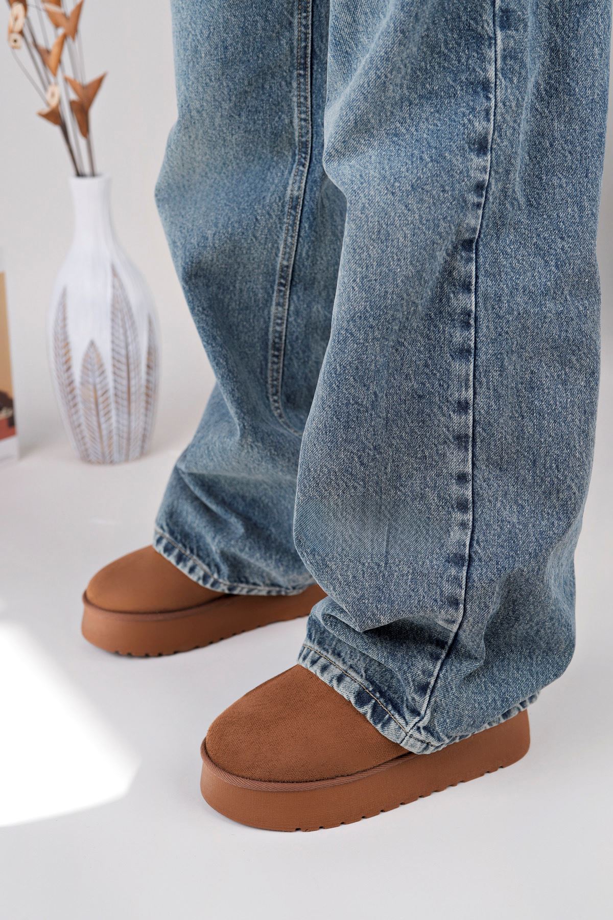 Freemax Kadın Garantili İçi Kürklü Hafif Taban Mini Bot Uggm.302 Taba