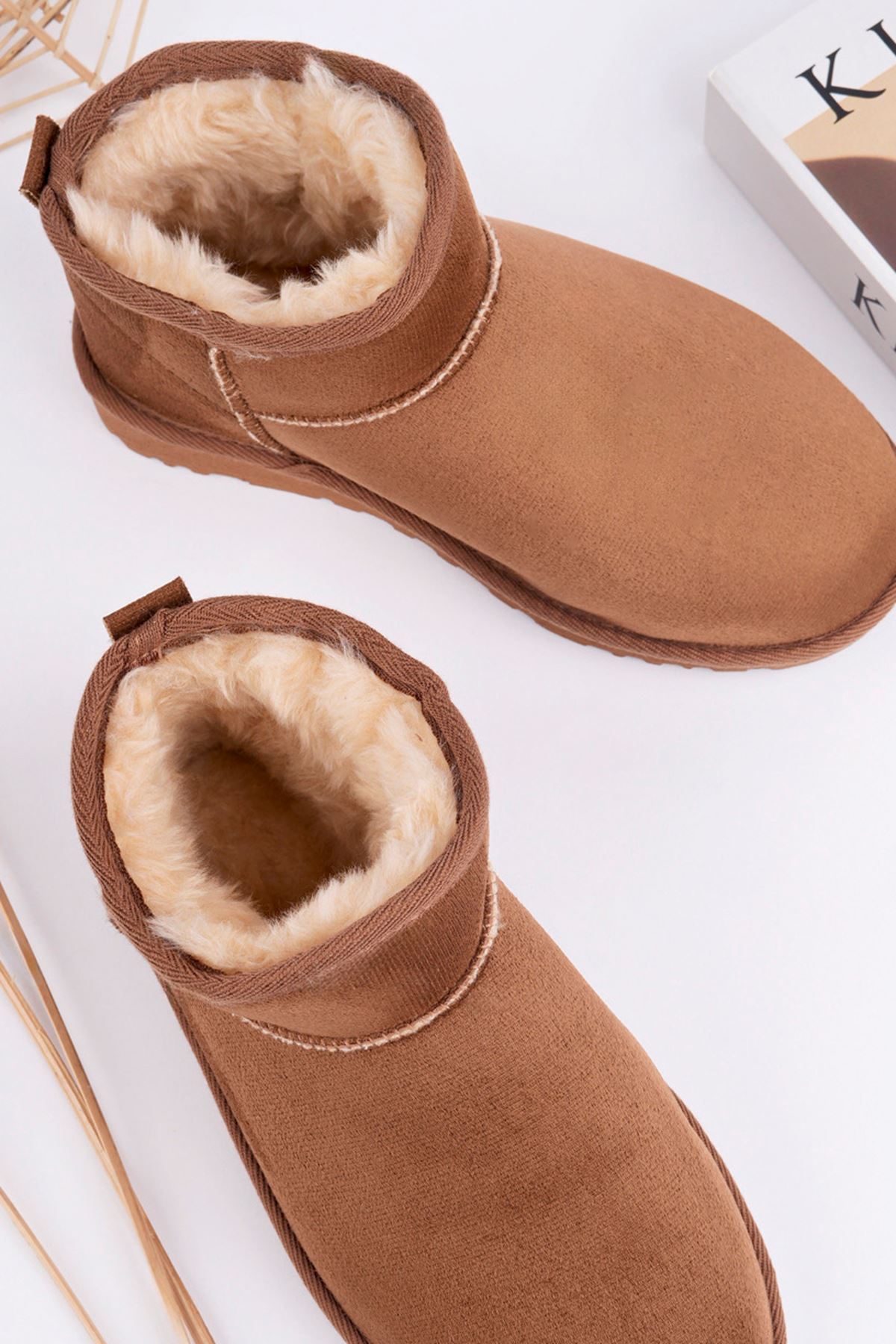 Freemax Kadın Garantili İçi Kürklü Hafif Taban Mini Bot Uggmini301 Taba