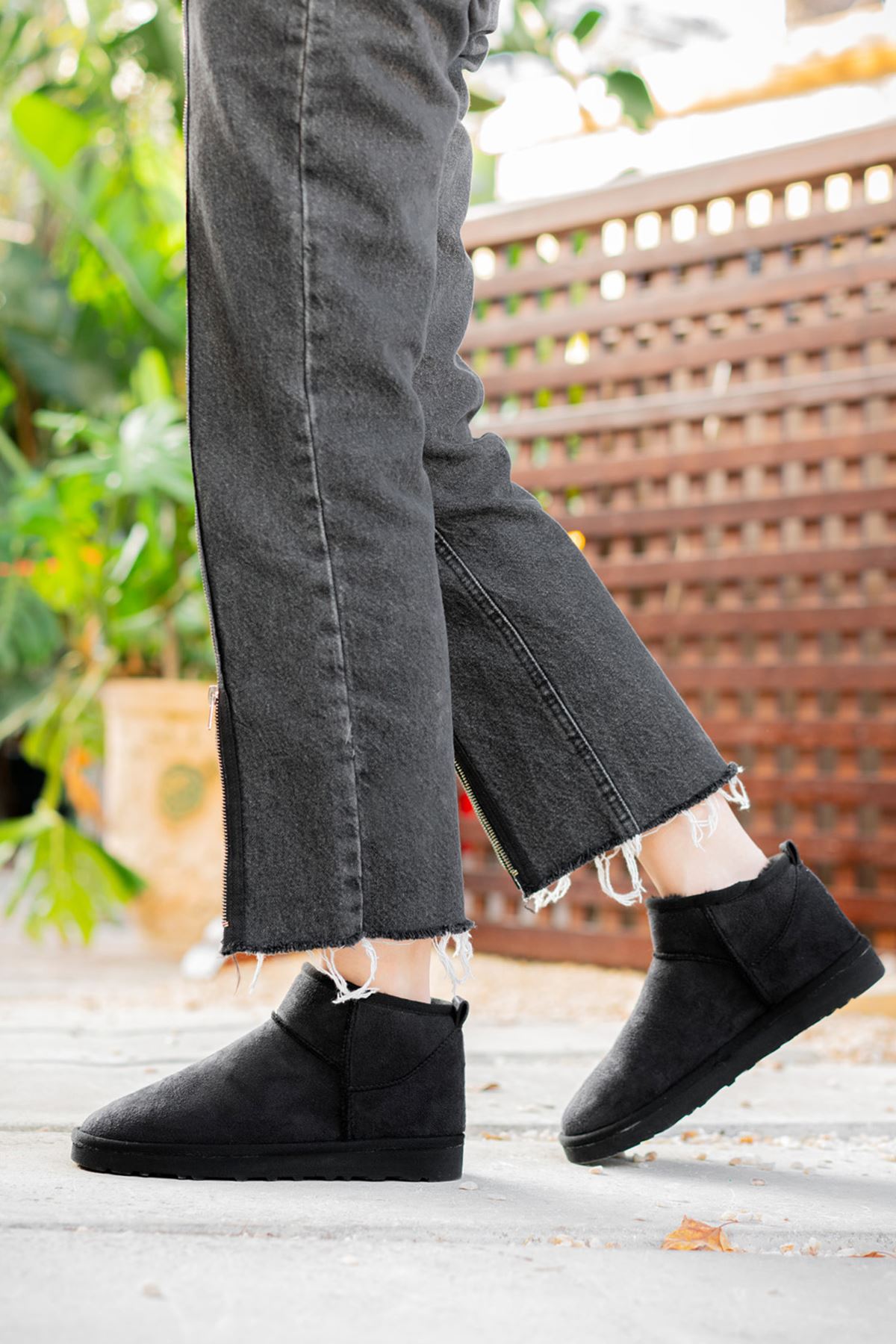 Freemax Kadın Garantili İçi Kürklü Hafif Taban Mini Bot Uggmini301 Siyah