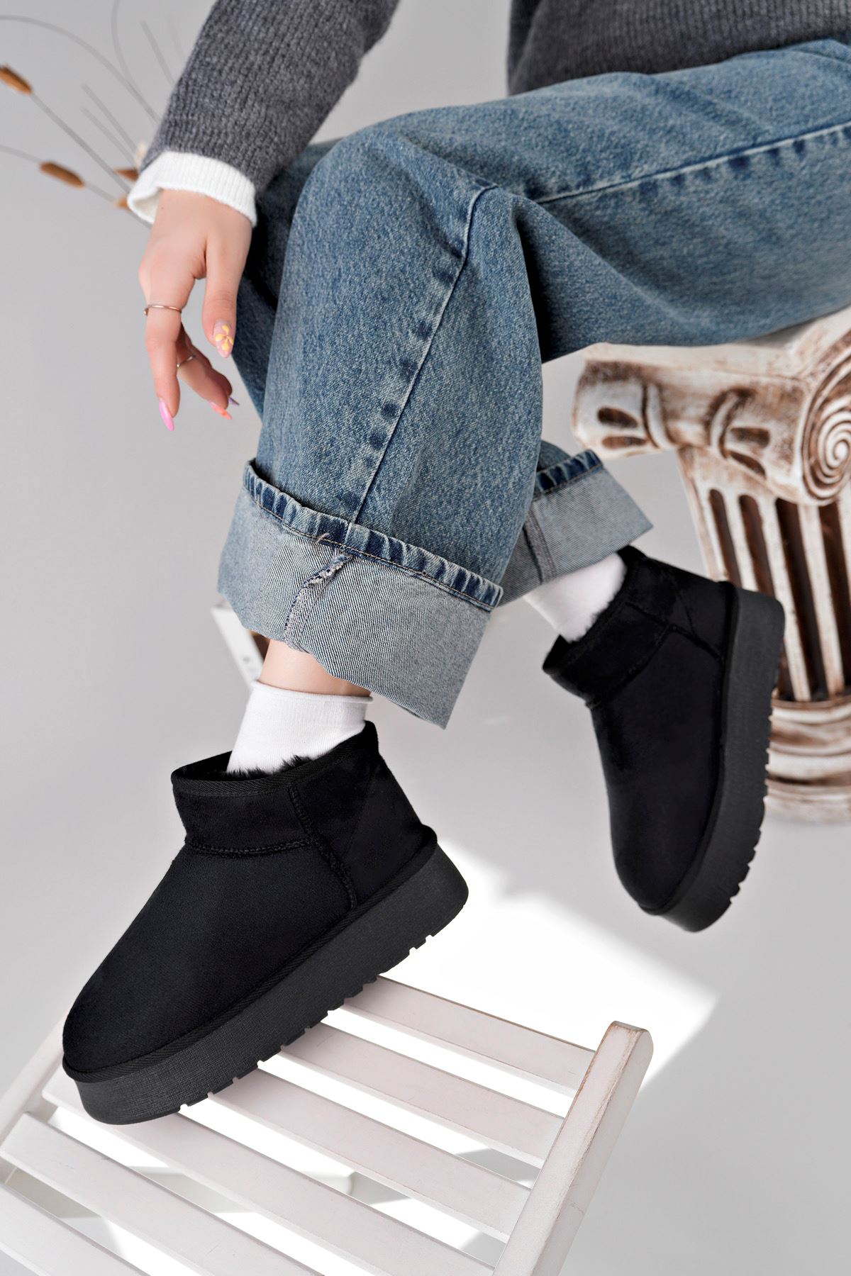 Freemax Kadın Garantili İçi Kürklü Hafif Taban Mini Bot Uggm.302 Siyah