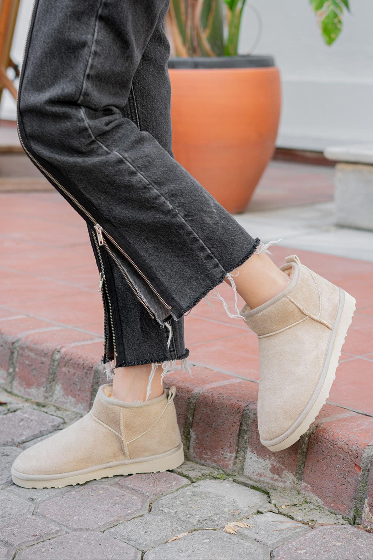 Freemax Kadın Garantili İçi Kürklü Hafif Taban Mini Bot Uggmini301 Bej