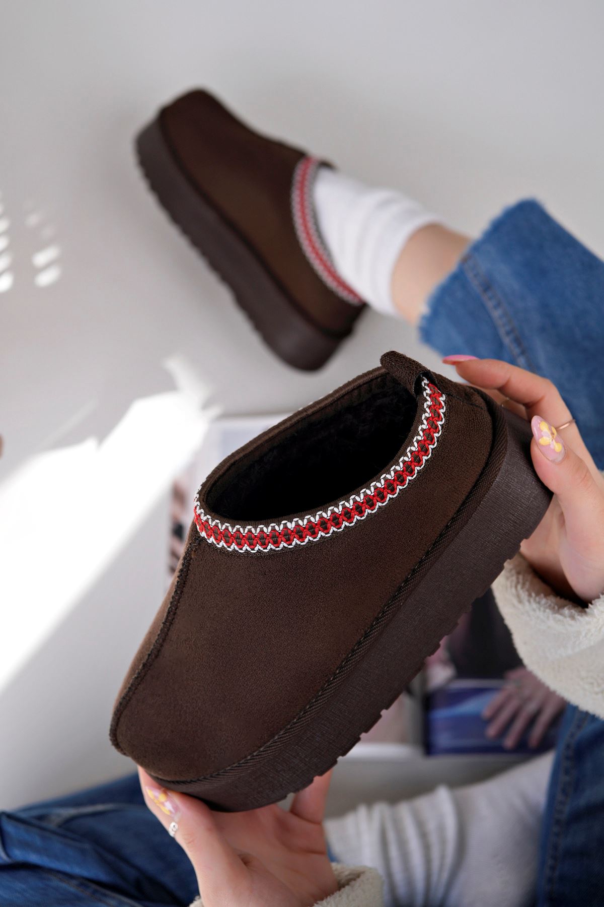 Freemax Kadın Garantili İçi Kürklü Hafif Yüksek Taban Mini Sabo Ev Terliği UggSabo.303 Kahve