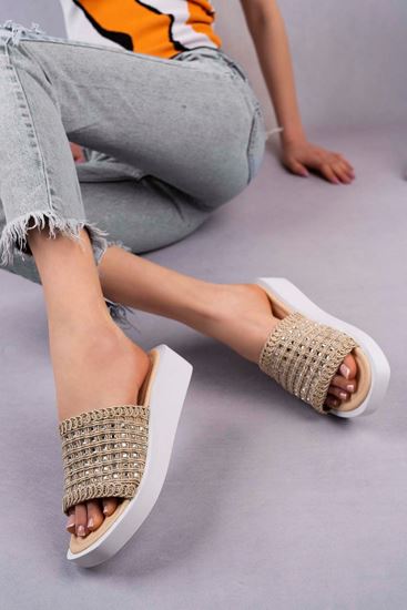 Freemax Kadın Garantili Taş Detaylı Günlük Terlik Ppl.2040 Ten