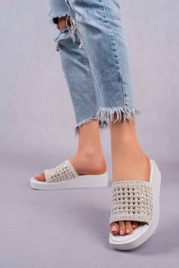 Freemax Kadın Garantili Taş Detaylı Günlük Terlik Ppl.2040 Beyaz
